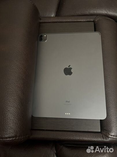 iPad pro 12.9 m1 256gb