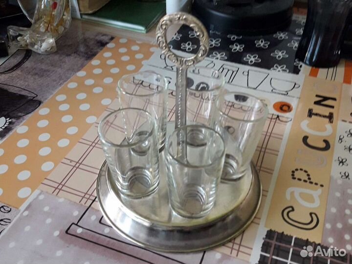 Подставка с рюмками стаканами стопками (5 шт)
