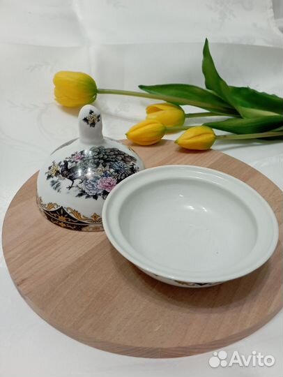 Блюдо сервировочное с крышкой