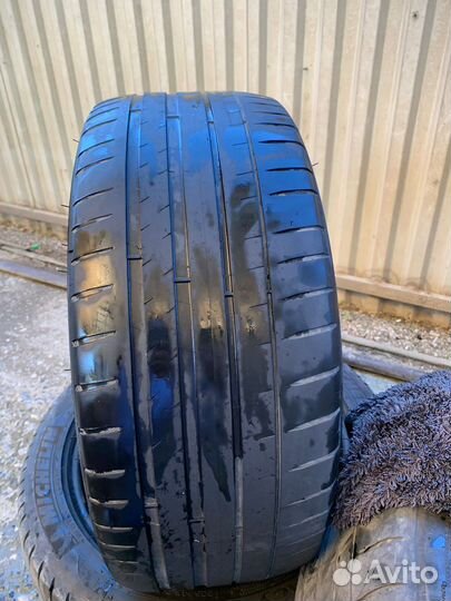 Michelin Pilot Sport 4 2.25/4.5 R17