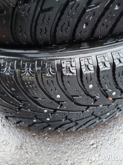 Maxxis Premitra Ice Nord NP5 215/55 R17 98T