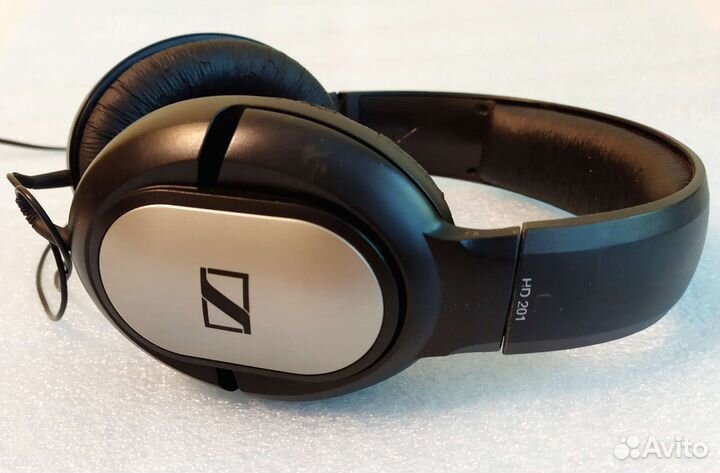 Стереонаушники Sennheiser HD201/205. HI-FI Sound