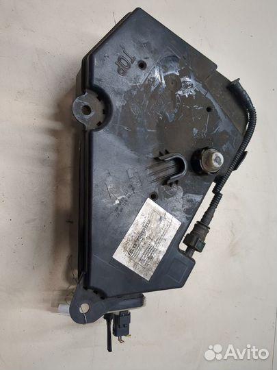 Бачок иолиса Peugeot 3008