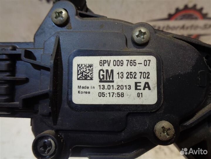 Педаль газа Chevrolet Cruze