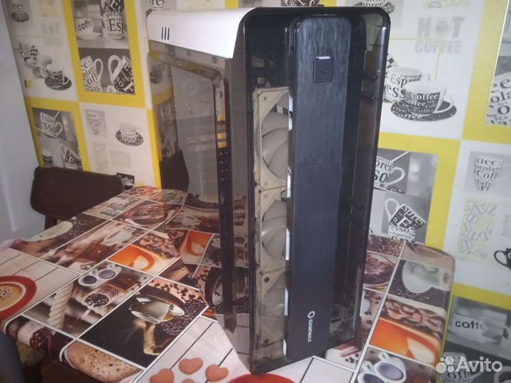 Корпус для пк с б/п 550w