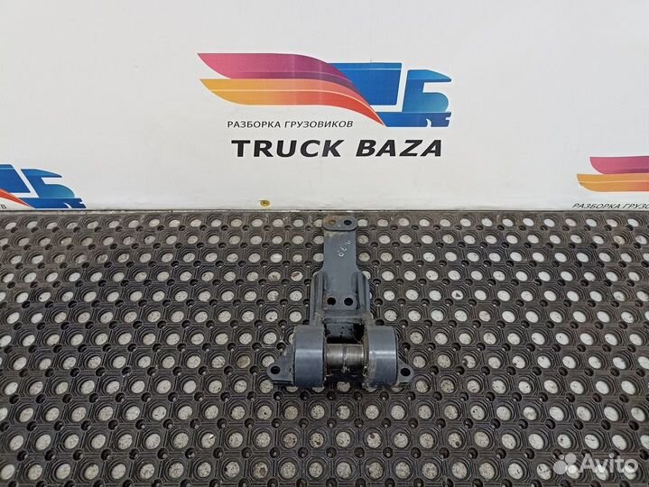 Кронштейн торсиона кабины Iveco Stralis