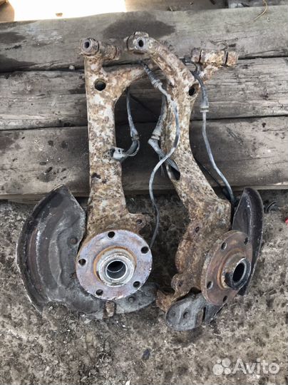 Audi a4 b5 VW passat b5 поворотный кулак