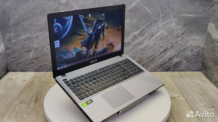 Ноутбук Asus X550cc / Intel Core i5 / GeForce
