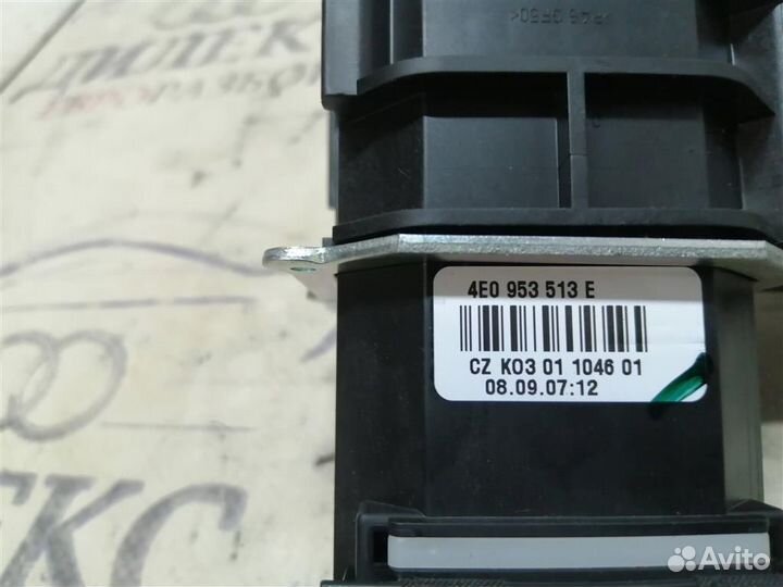 Переключатель поворотов подрулевой Audi A4 (B7) 2