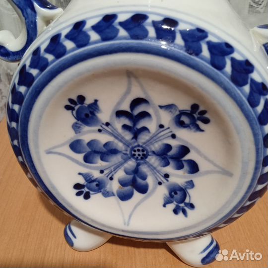 Кувшин гжель