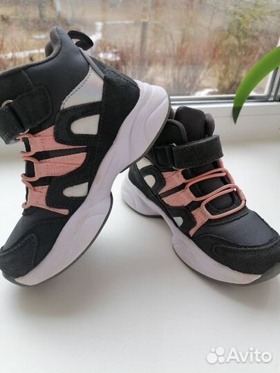 Ботинки для девочки