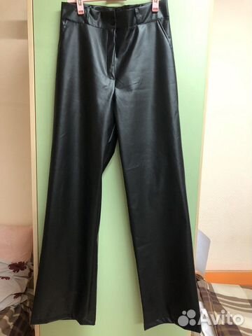 Брюки черные 44 размер эко-кожа