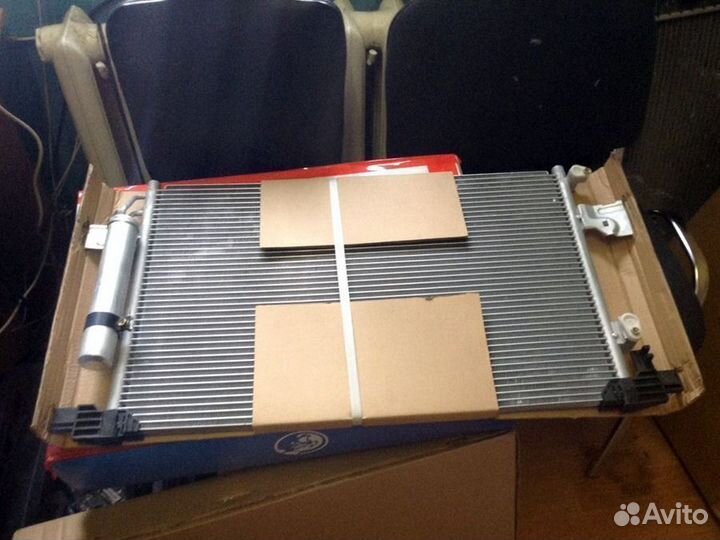 Радиатор кондиционера Митсубиси Аутлендер 2 хл XL