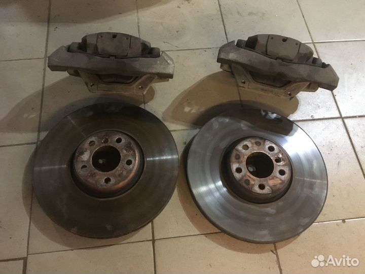 Передние тормоза BMW X6 E71