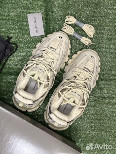 Balenciaga track beige люкс