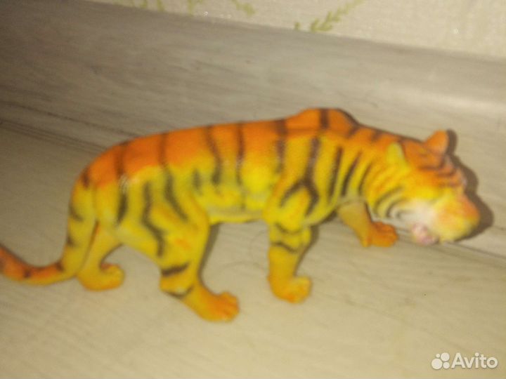 Тигр и почтальон игрушки для детей 6-4 +