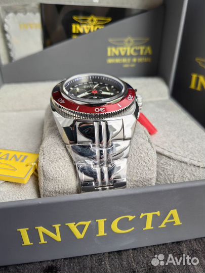 Швейцарские Дайверские Часы Invicta с Хронографом