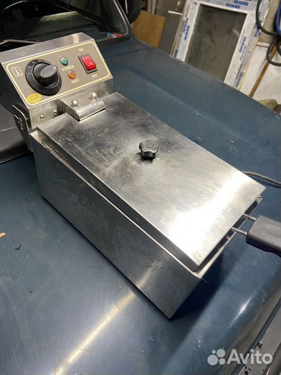 Фритюрница Liloma fl-4