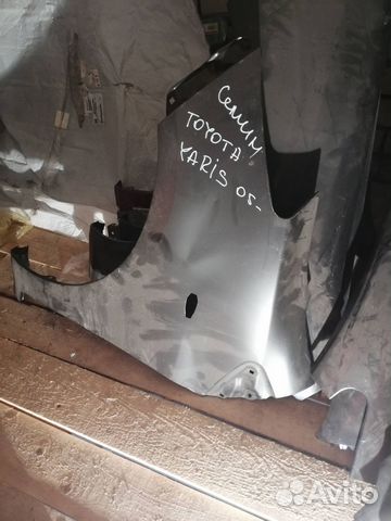 Крыло переднее левое toyota yaris