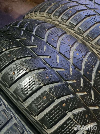 Bridgestone Ice Cruiser 7000 275/65 R17 115T