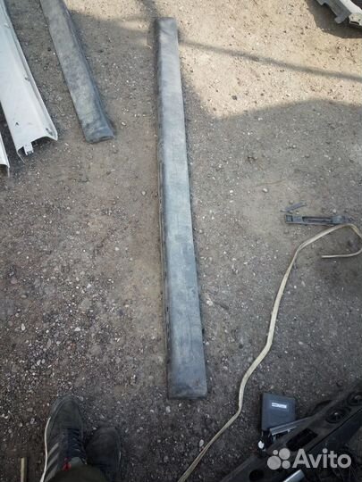 Пежо 3008 Накладка порога кузова (цельная) Лев