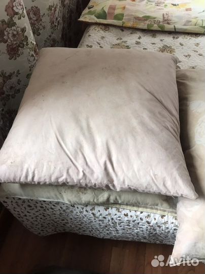 Подушки перьевые и пухлаые бу