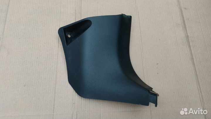 Накладка порога передняя правая Toyota Highlander