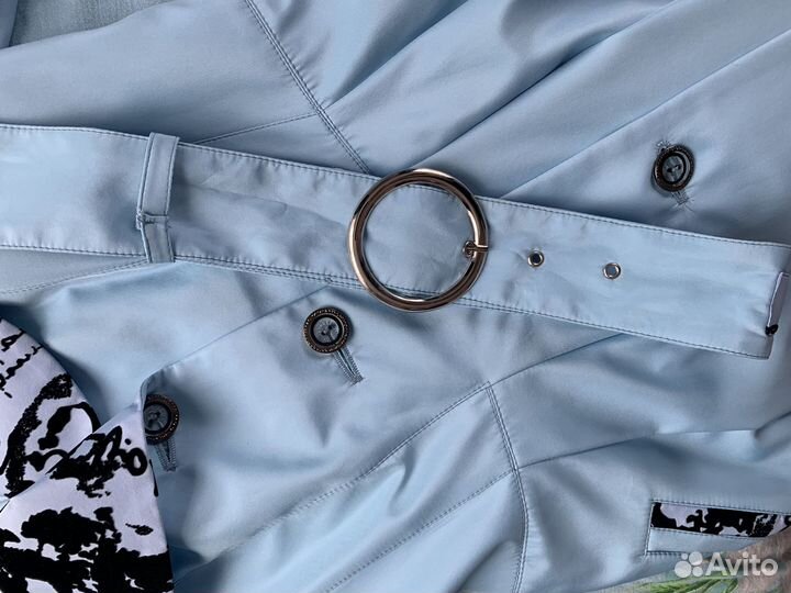 Плащ женский 44