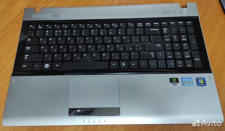 Samsung NP-RV515 топкейс, клавиатура + тачпад