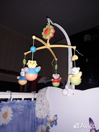 Мобиль для детской кроватки