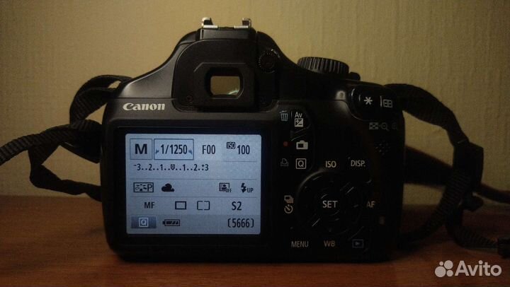 Фотоаппарат canon 1100d