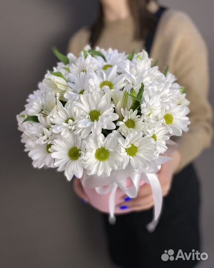 Композиция из хризантем в наличии