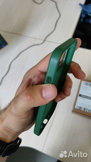 Оригинальный чехол для iPhone 13 pro зелёный