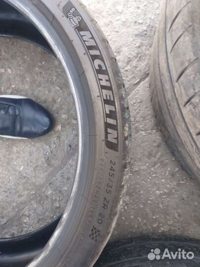 Michelin Pilot Sport 4 S 245/35 R20 и 305/30 R20 103