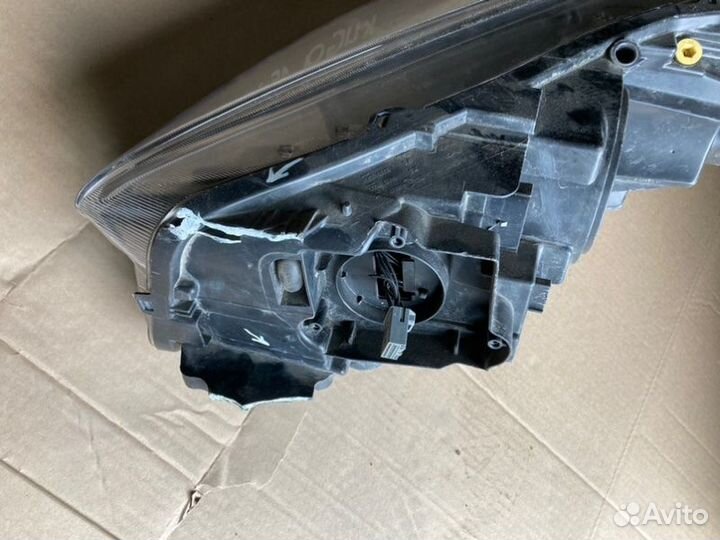 Фара правая Ford Kuga 2 2017