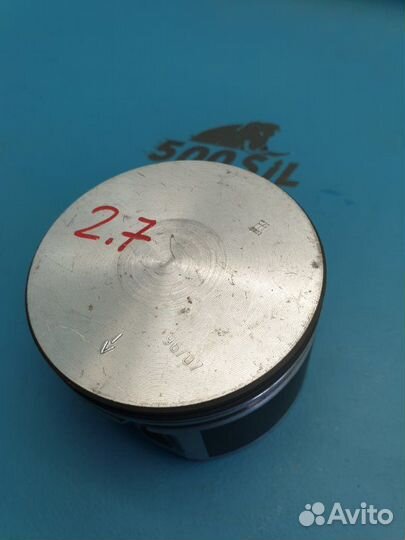 Поршень Chrysler 2.7