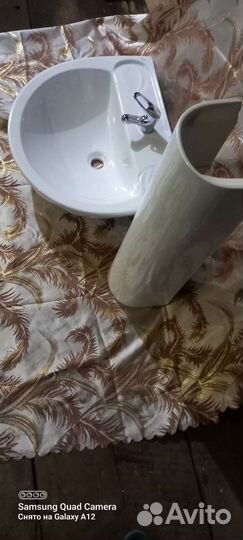 Умывальник тюльпан