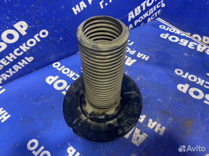 Передний опорный подшипник Nissan Teana J31 седан