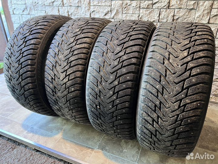 Nokian Tyres Hakkapeliitta 8 245/50 R18 100T