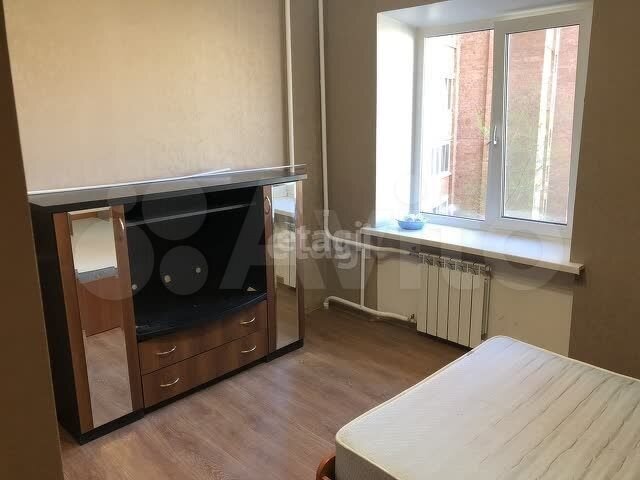 4-к. квартира, 96 м², 4/10 эт.