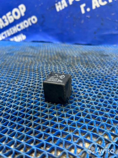Реле Suzuki Grand Vitara внедорожник 1999