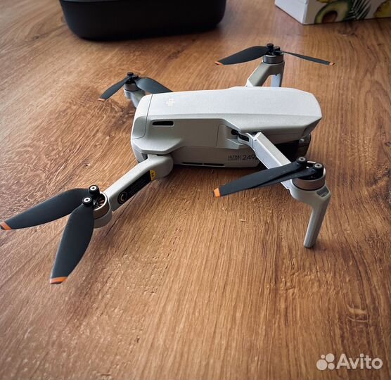 Квадрокоптер dji