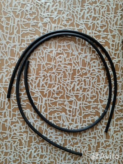 Запчасть правой двери Степвагон RF1