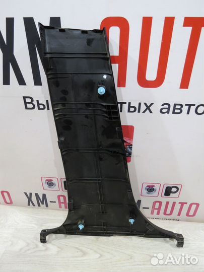 Обшивка стойки средняя правая Kia Rio 3