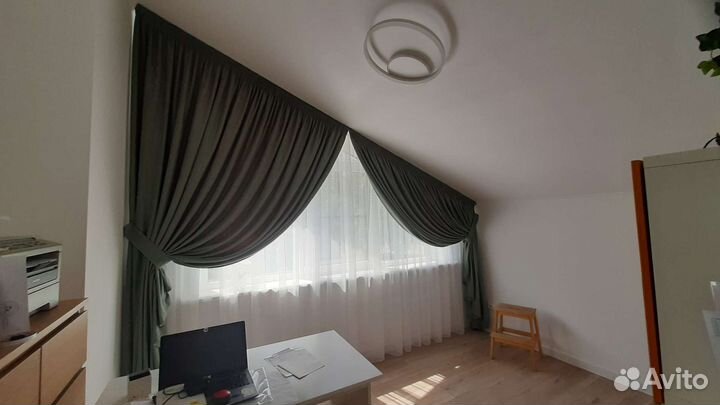 Шторы на скошенные окна