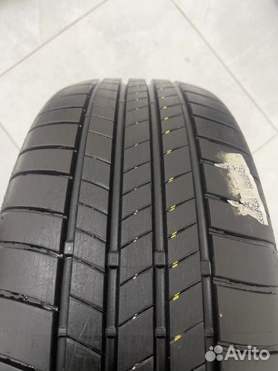 Bridgestone Turanza T005 215/60 R16 95V