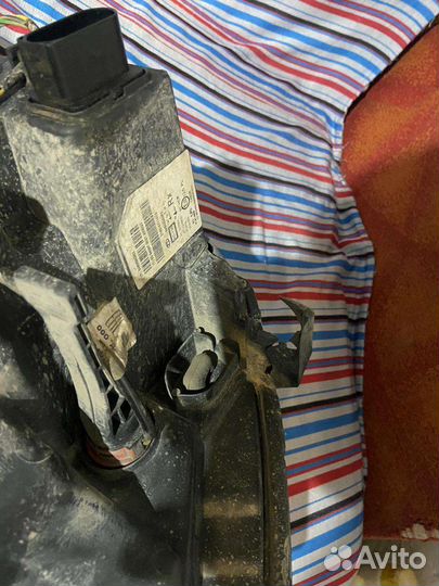 Передние фары Vesta