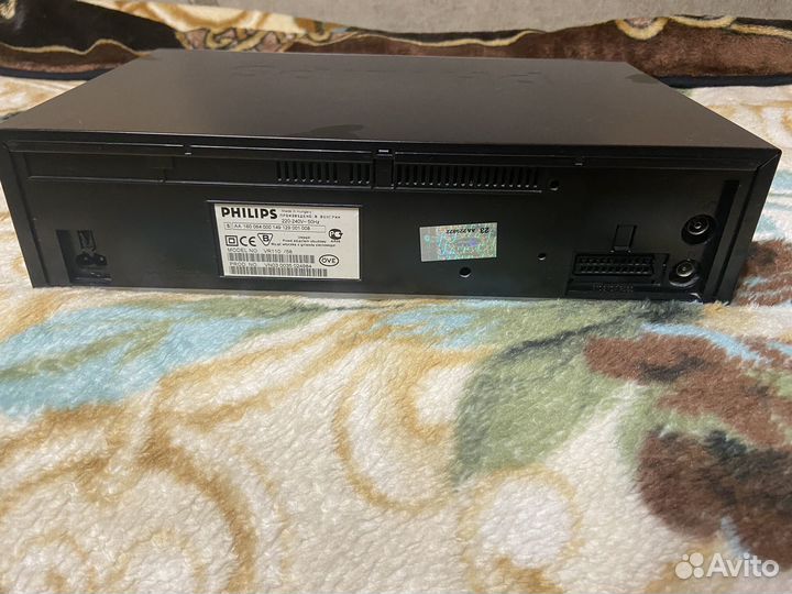Видеомагнитофон philips