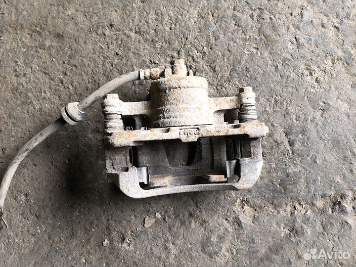 Chevrolet aveo т250 Суппорт