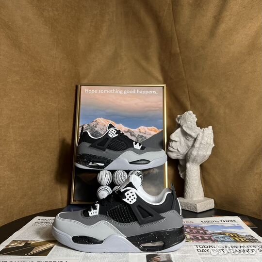 Кроссовки под заказ Nike Air Jordan 4